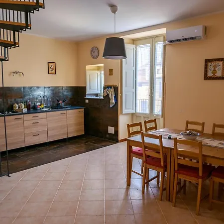 Apartment U Passiaturi Big House Catania